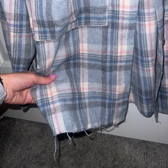 Pink Lily Blue & Pink Plaid Button Up - Picture 5 of 9